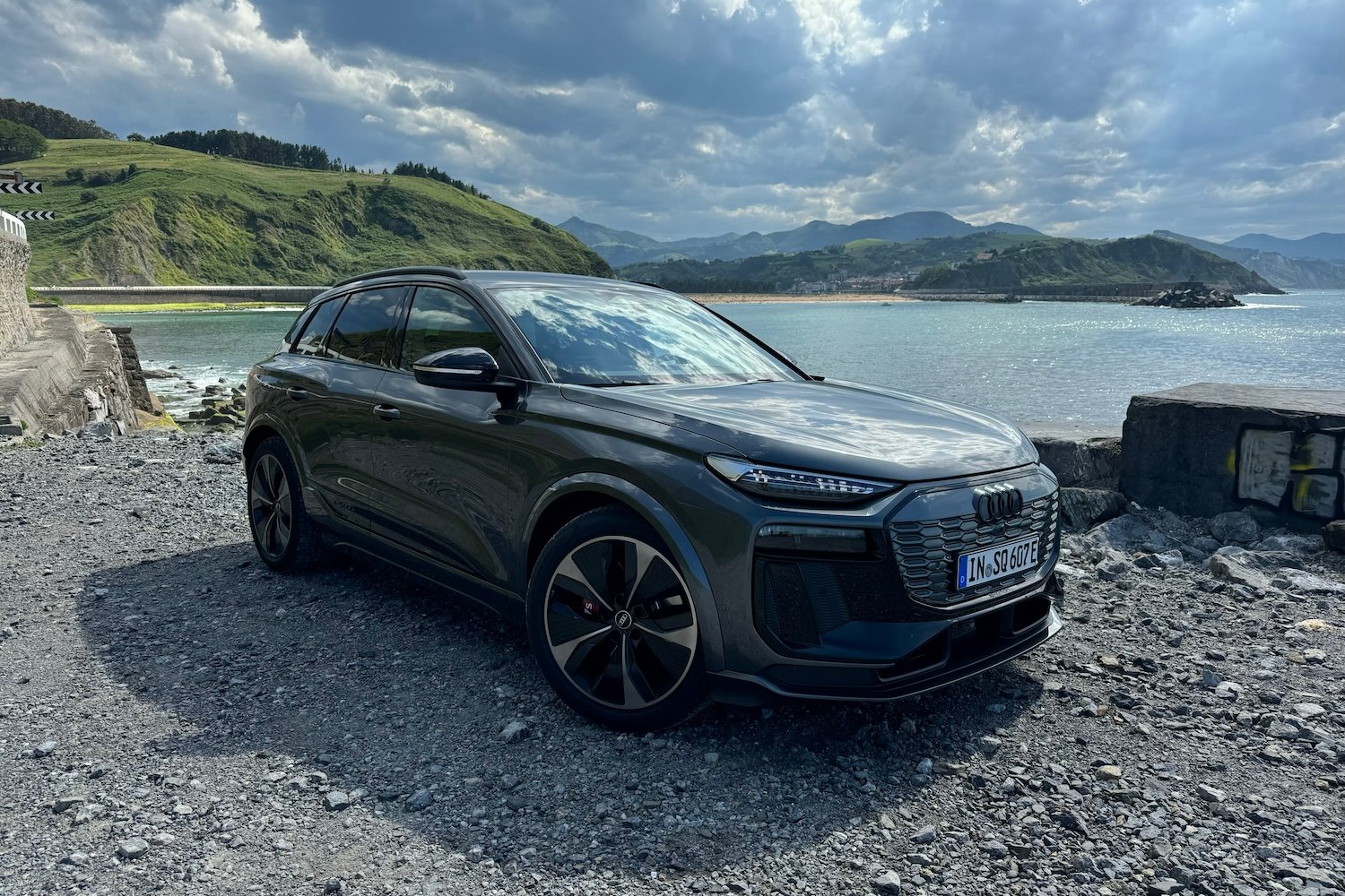 Audi Q6 Etron6